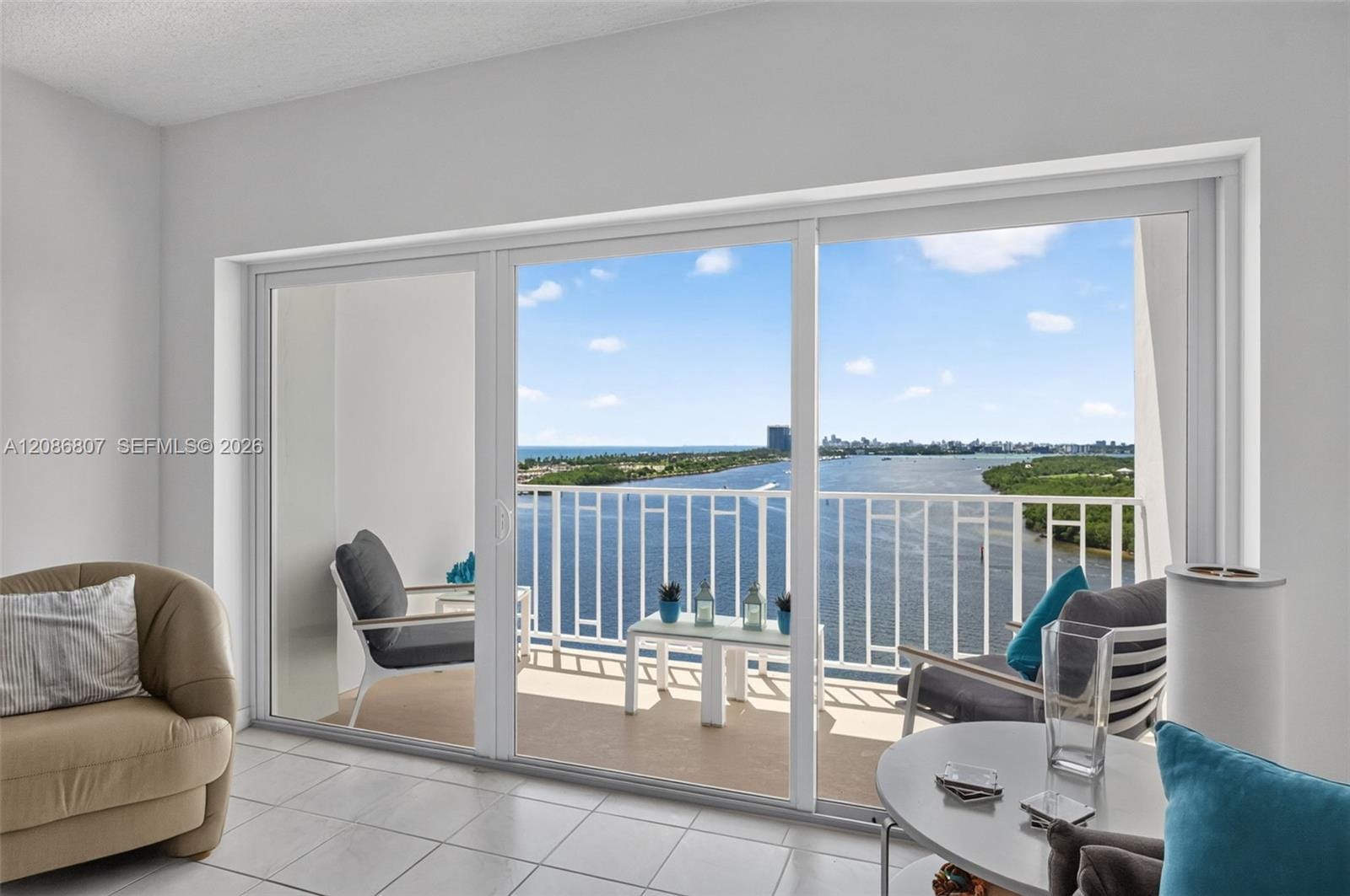 500 Bayview Drive 1420, Sunny Isles Beach, FL 33160 photo 13