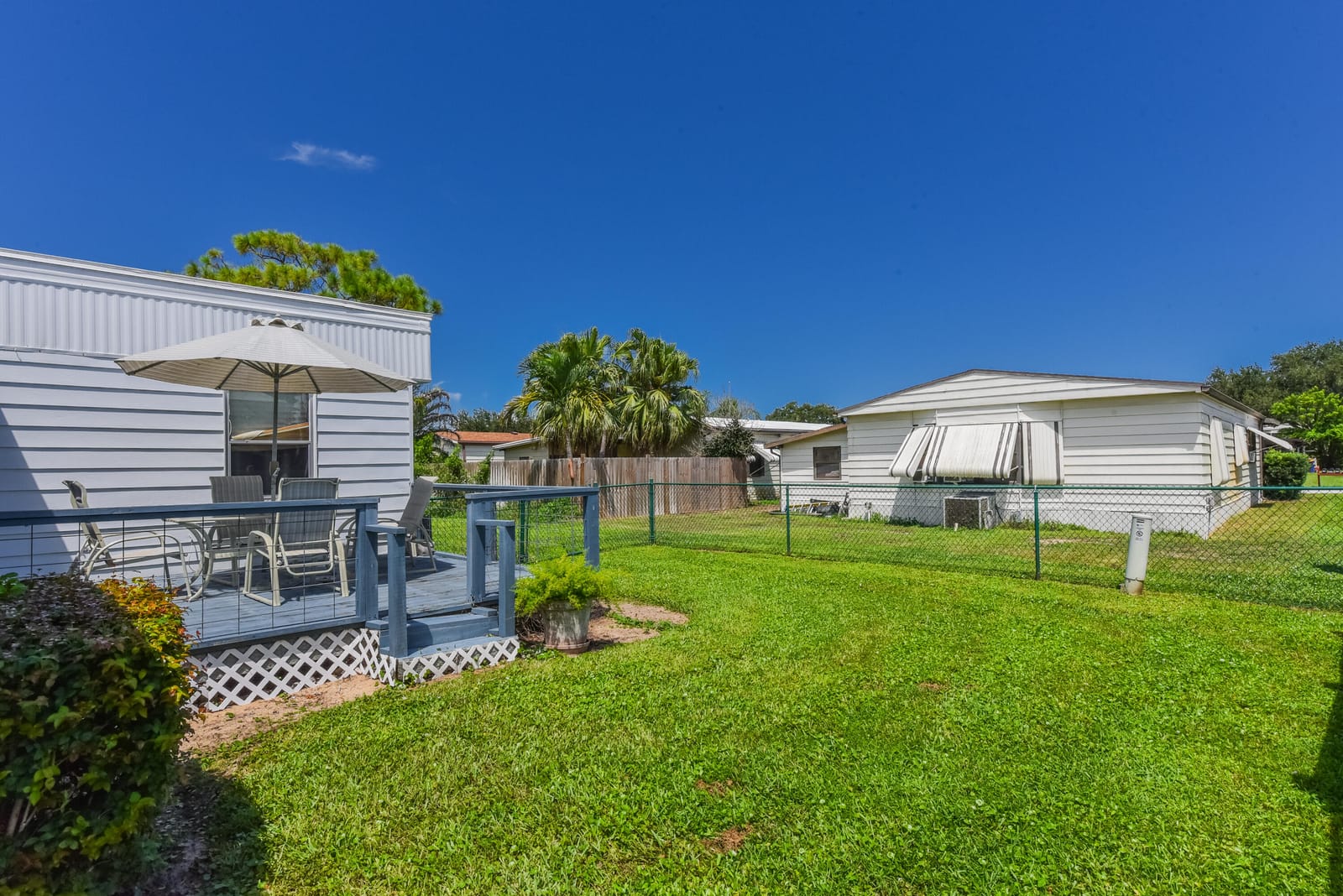 7983 SE SARATOGA Drive, Hobe Sound, FL 33455 photo 18
