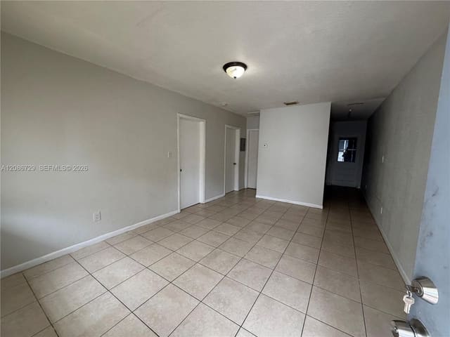 148 NW 14th Way 1, Dania Beach, FL 33004