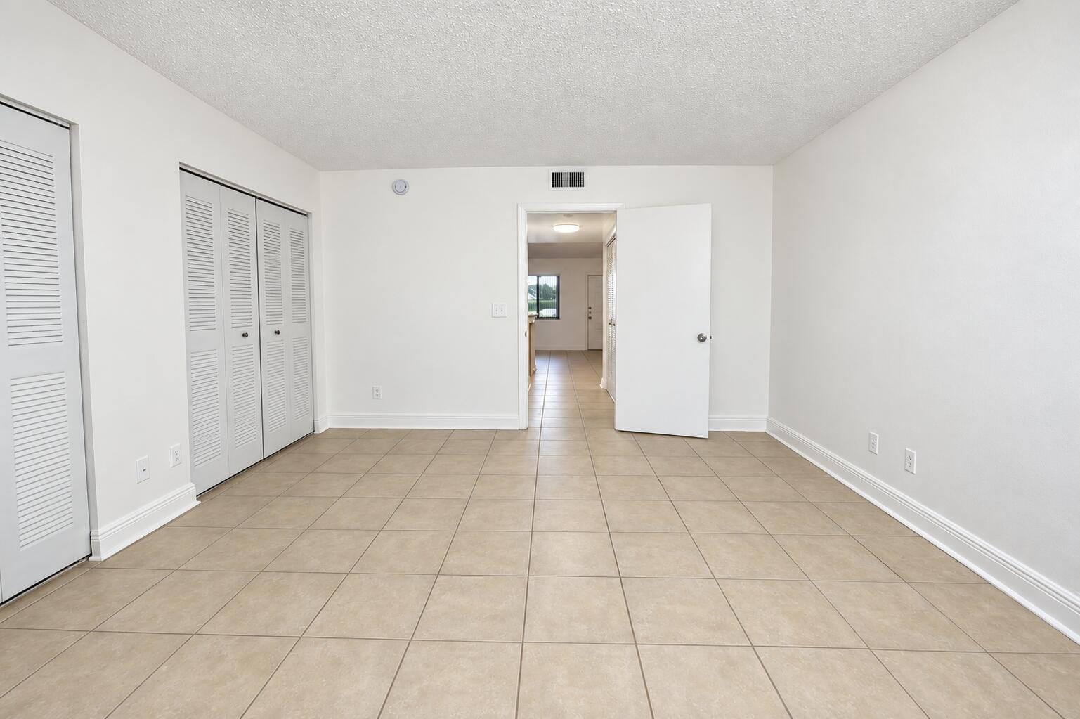 1604 Meadows Circle W, Boynton Beach, FL 33436 photo 13