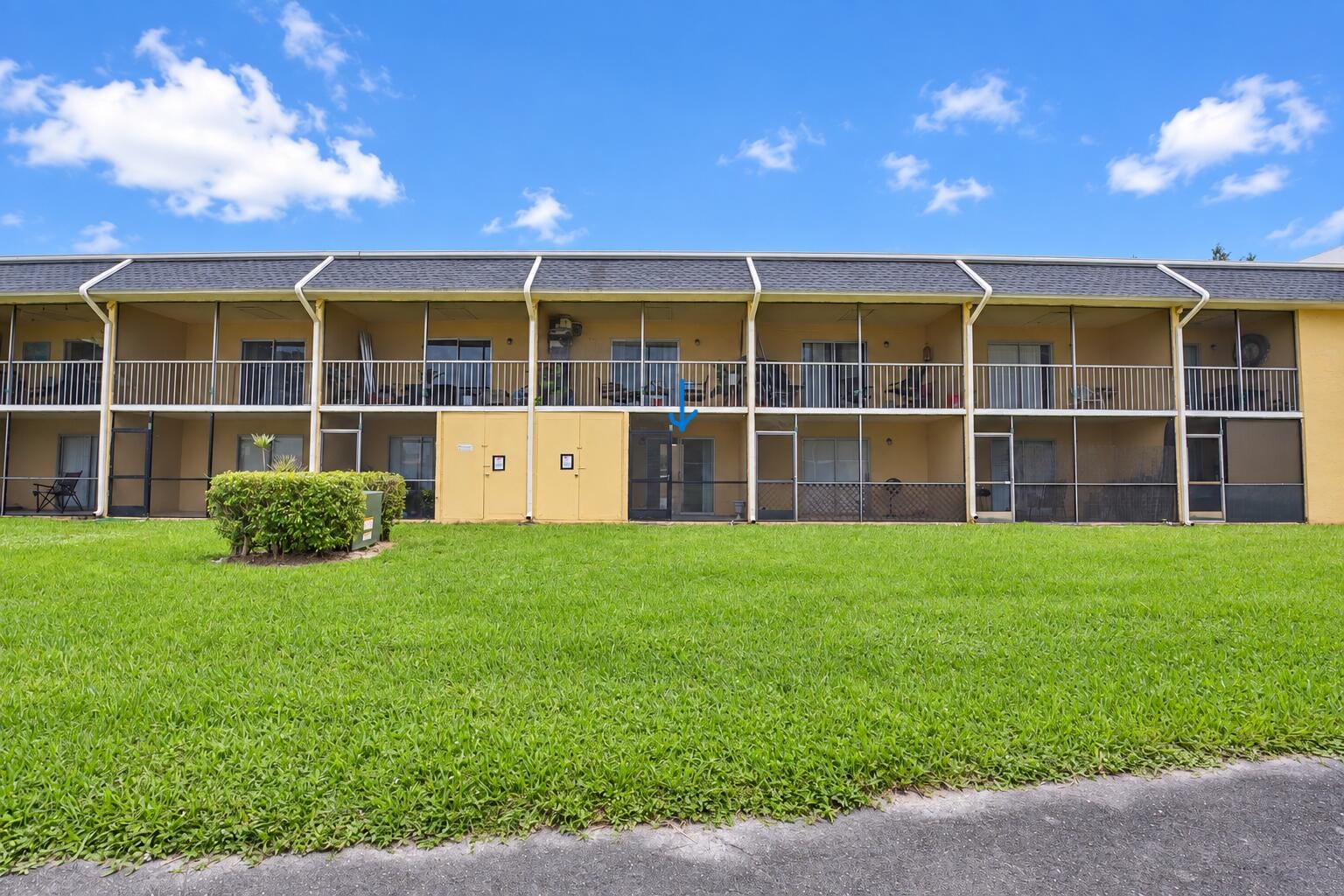 1604 Meadows Circle W, Boynton Beach, FL 33436 photo 18