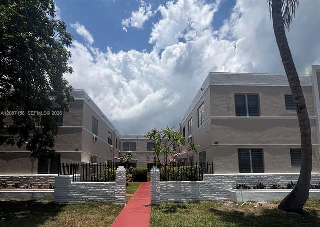 25 Navarre Avenue 3, Coral Gables, FL 33134