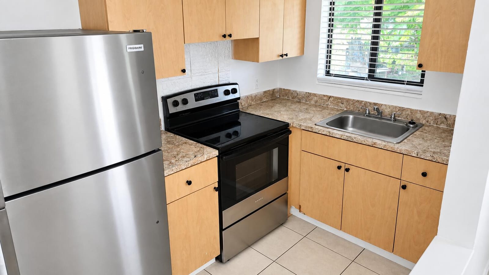 435 NW 41st Street 2 — photo 9