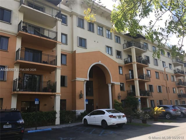 9340 Fontainebleau Boulevard W212, Miami, FL 33172