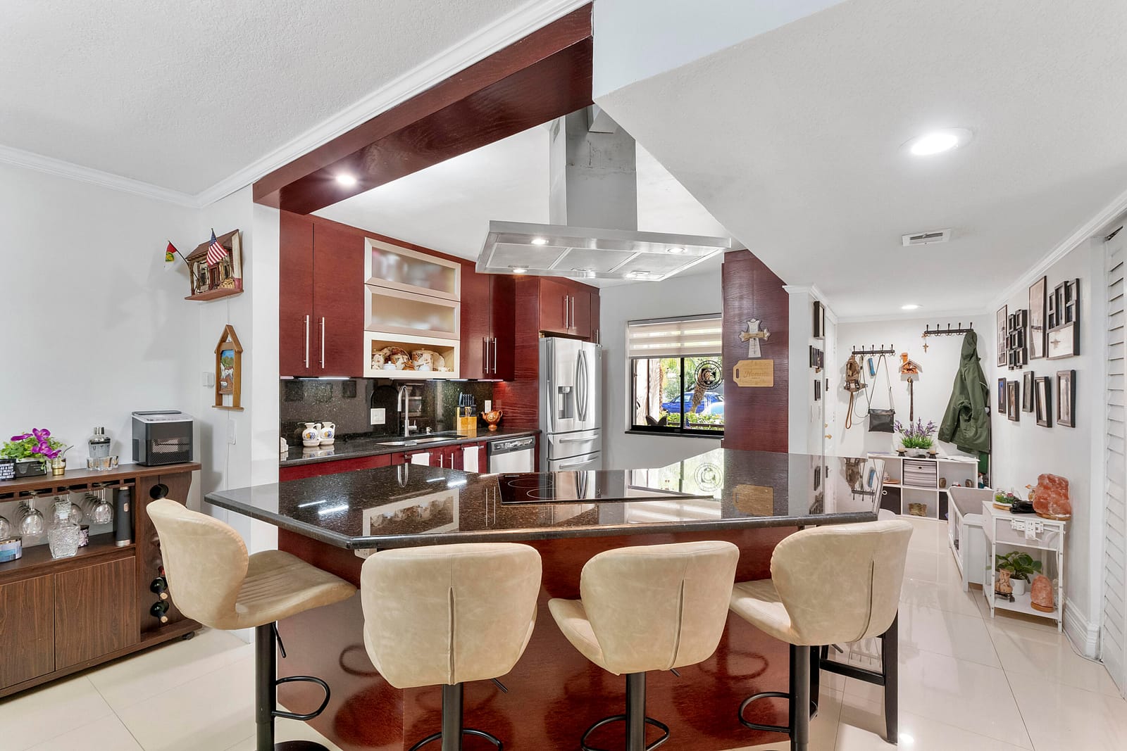 435 LAKEVIEW Drive 104, Weston, FL 33326 photo 3