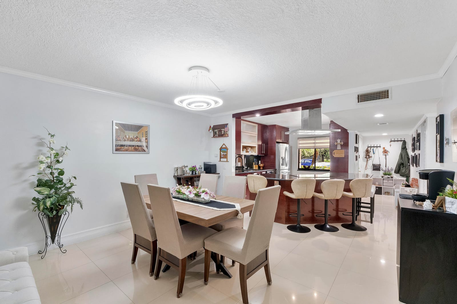 435 LAKEVIEW Drive 104, Weston, FL 33326 photo 4