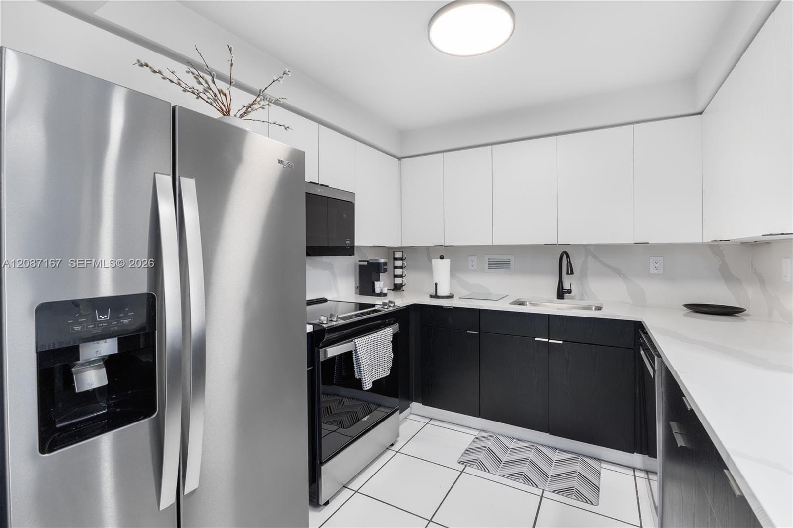 2301 Collins Avenue 1026 — photo 7