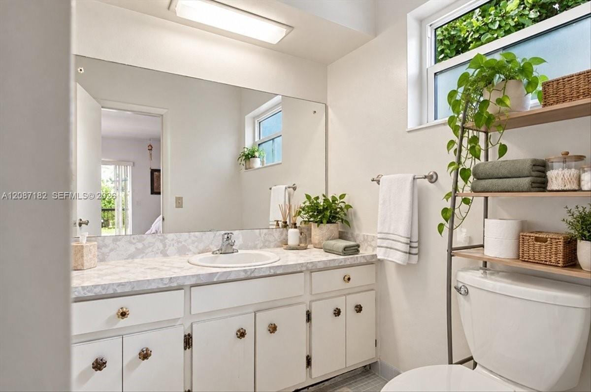 20120 Highland Lakes Boulevard, Miami, FL 33179 photo 18