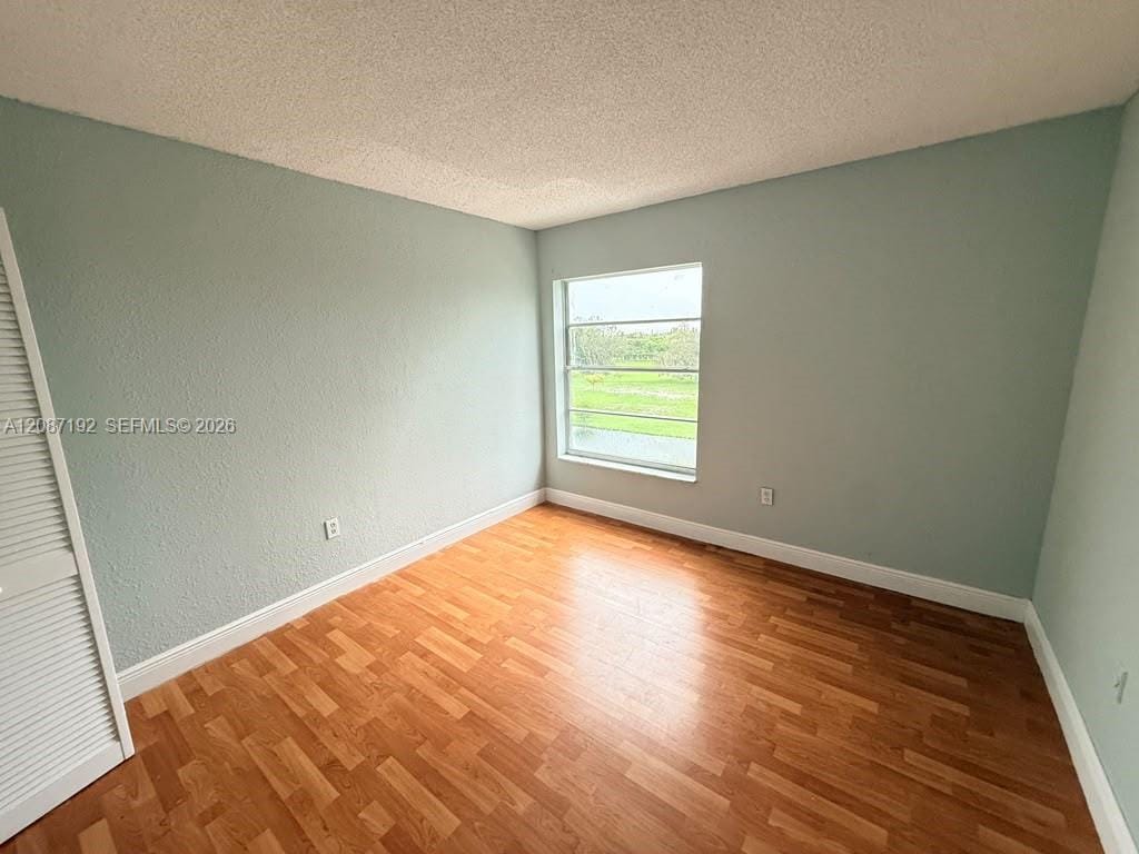 17530 NW 68th Avenue C4010, Hialeah, FL 33015 photo 4