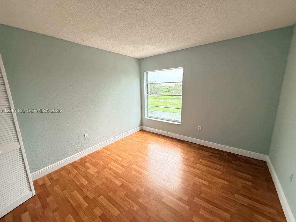 17530 NW 68th Avenue C4010, Hialeah, FL 33015 photo 5