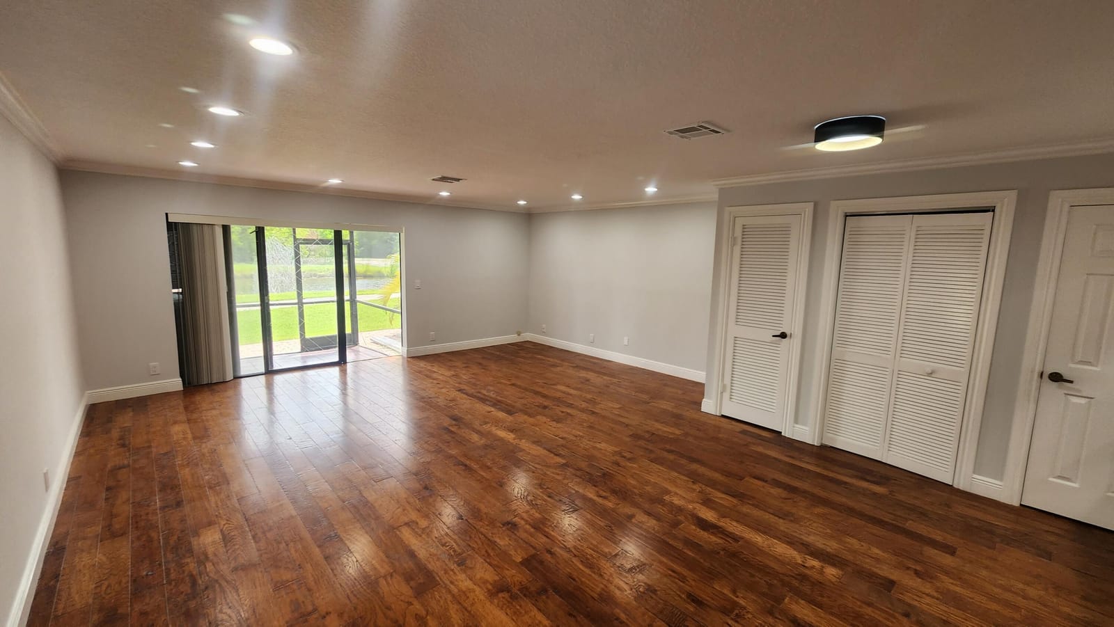 360 Canal Point S — photo 3