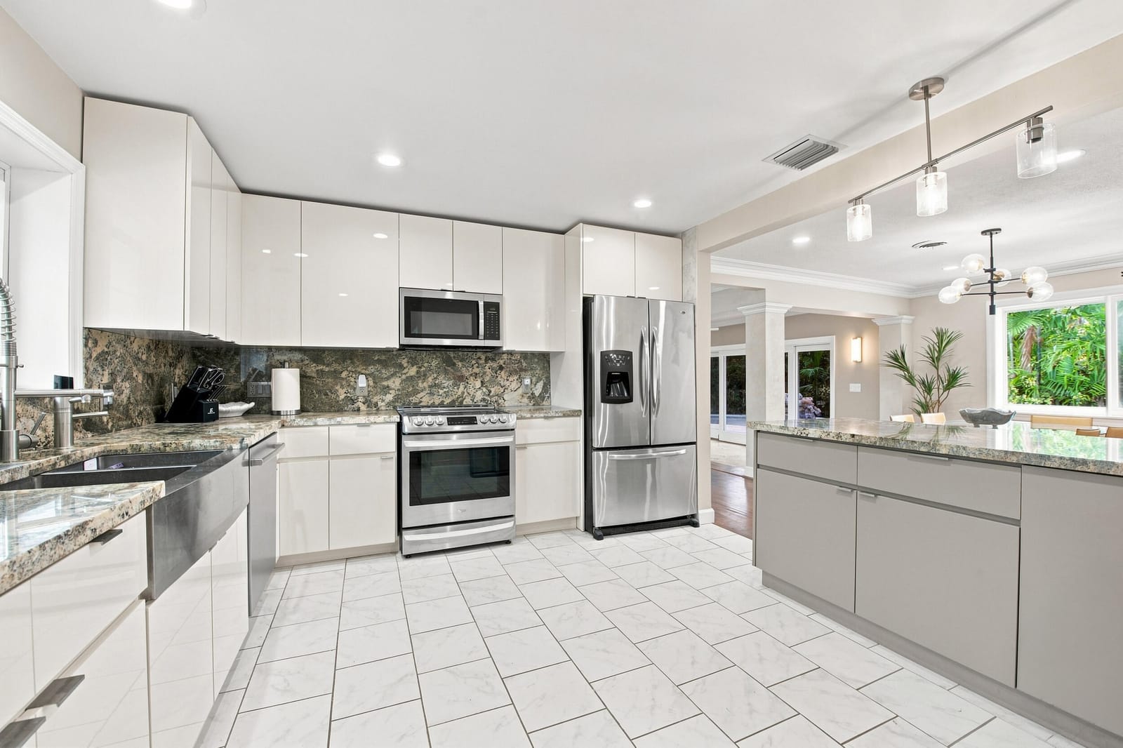 3236 Van Buren Street — photo 12