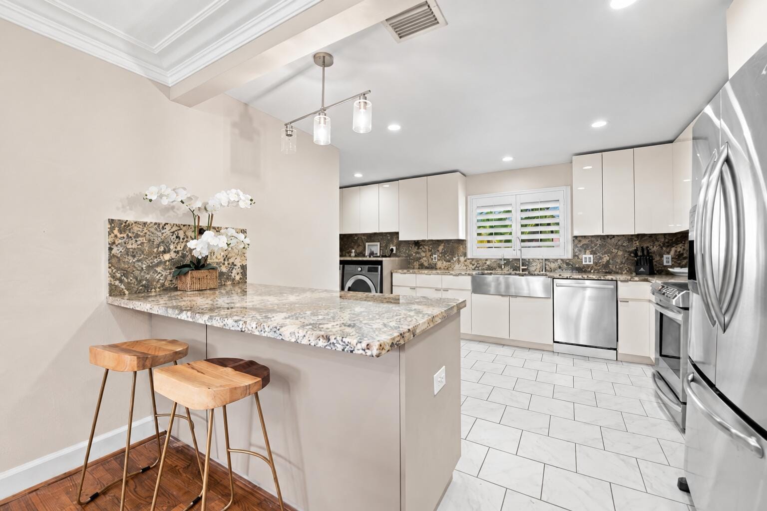 3236 Van Buren Street — photo 10