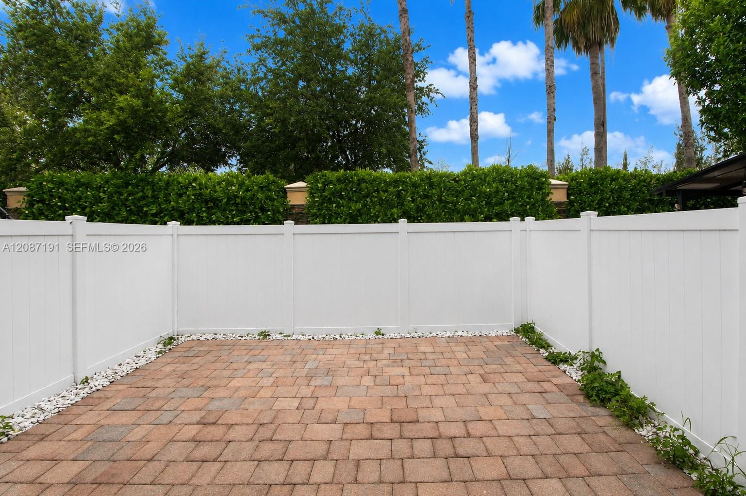 8954 W 35th Way, Hialeah, FL 33018 photo 11