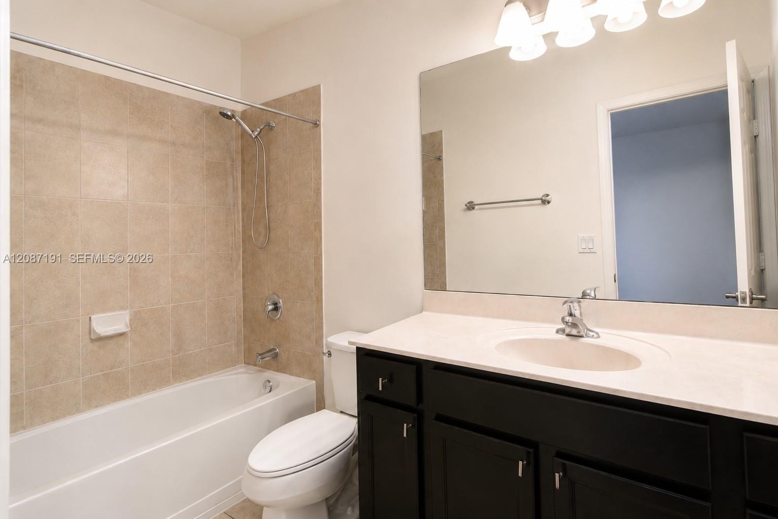 8954 W 35th Way, Hialeah, FL 33018 photo 17