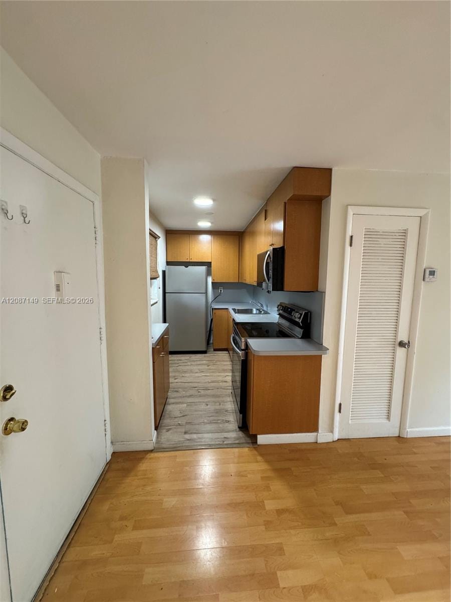 645 NE 121st Street 304, North Miami, FL 33161 photo 2