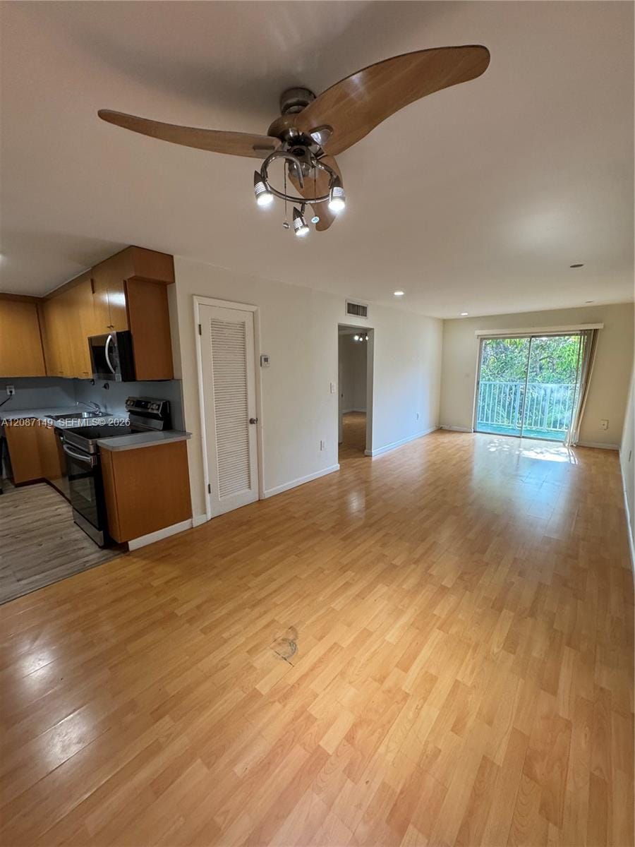 645 NE 121st Street 304, North Miami, FL 33161 photo 3
