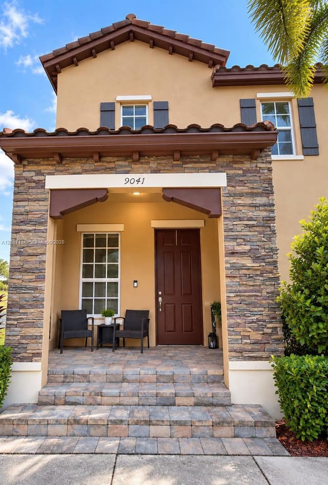 9041 SW 169th Path, Kendall Commons Residenti, Miami, FL