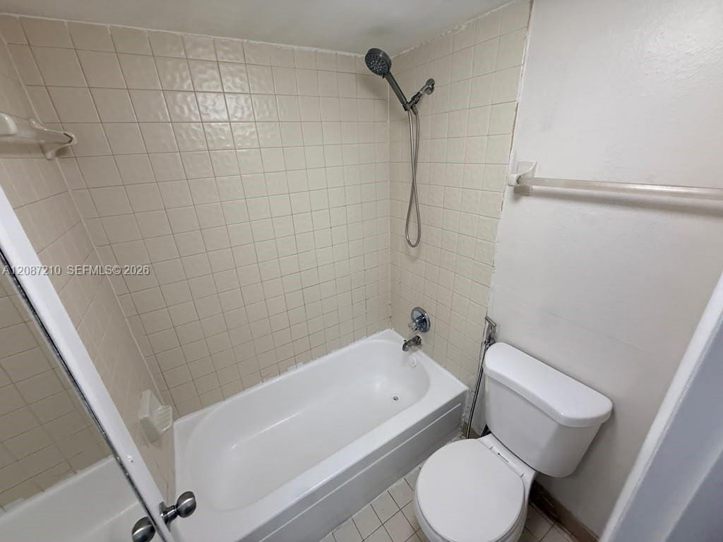 4713 NW 7th Street 108-1 — photo 9