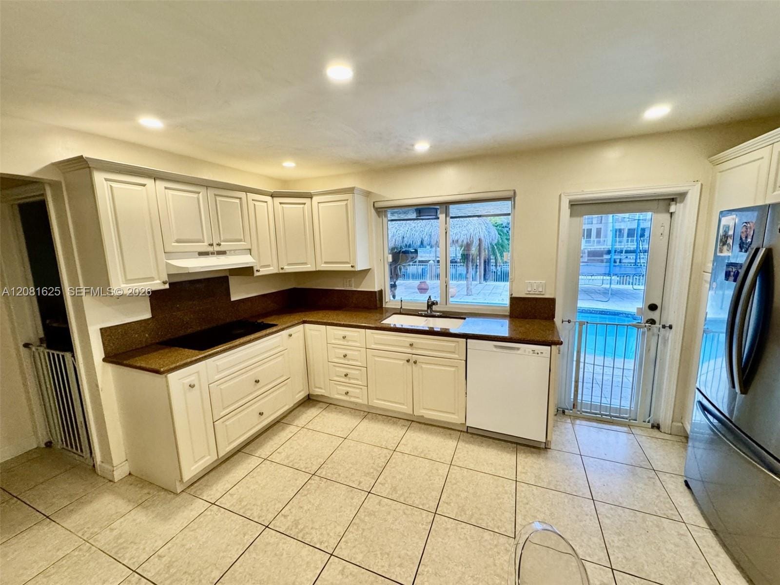 3324 NE 167th Street, North Miami Beach, FL 33160 photo 7