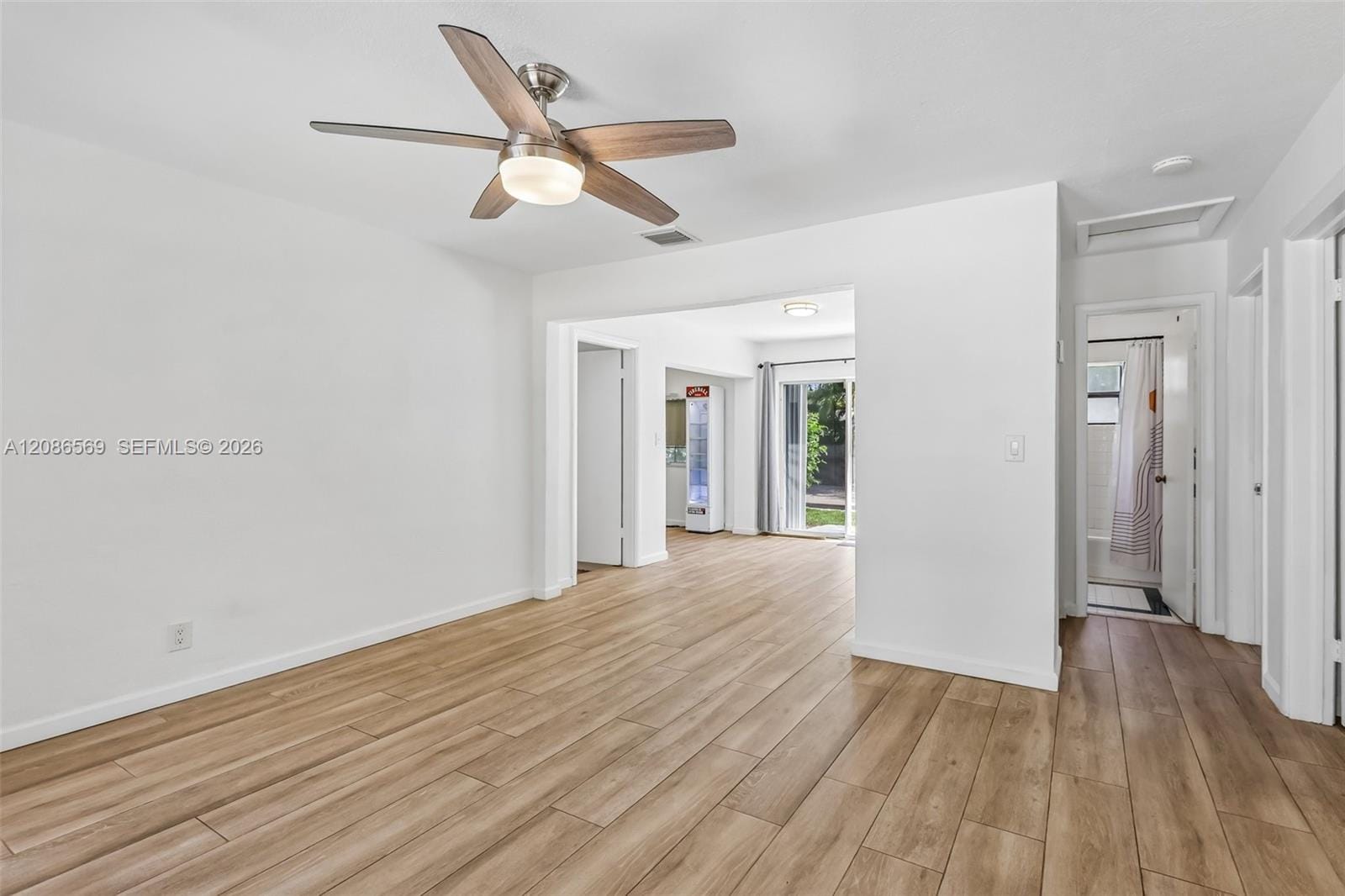 5364 NE 2nd Avenue, Oakland Park, FL 33334 photo 11