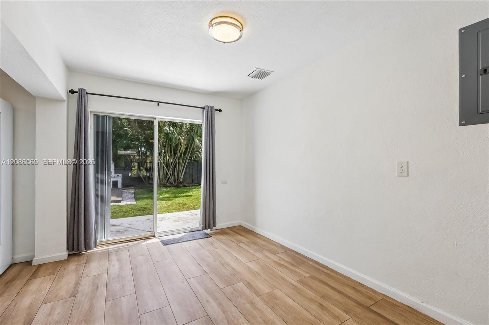 5364 NE 2nd Avenue, Oakland Park, FL 33334 photo 13