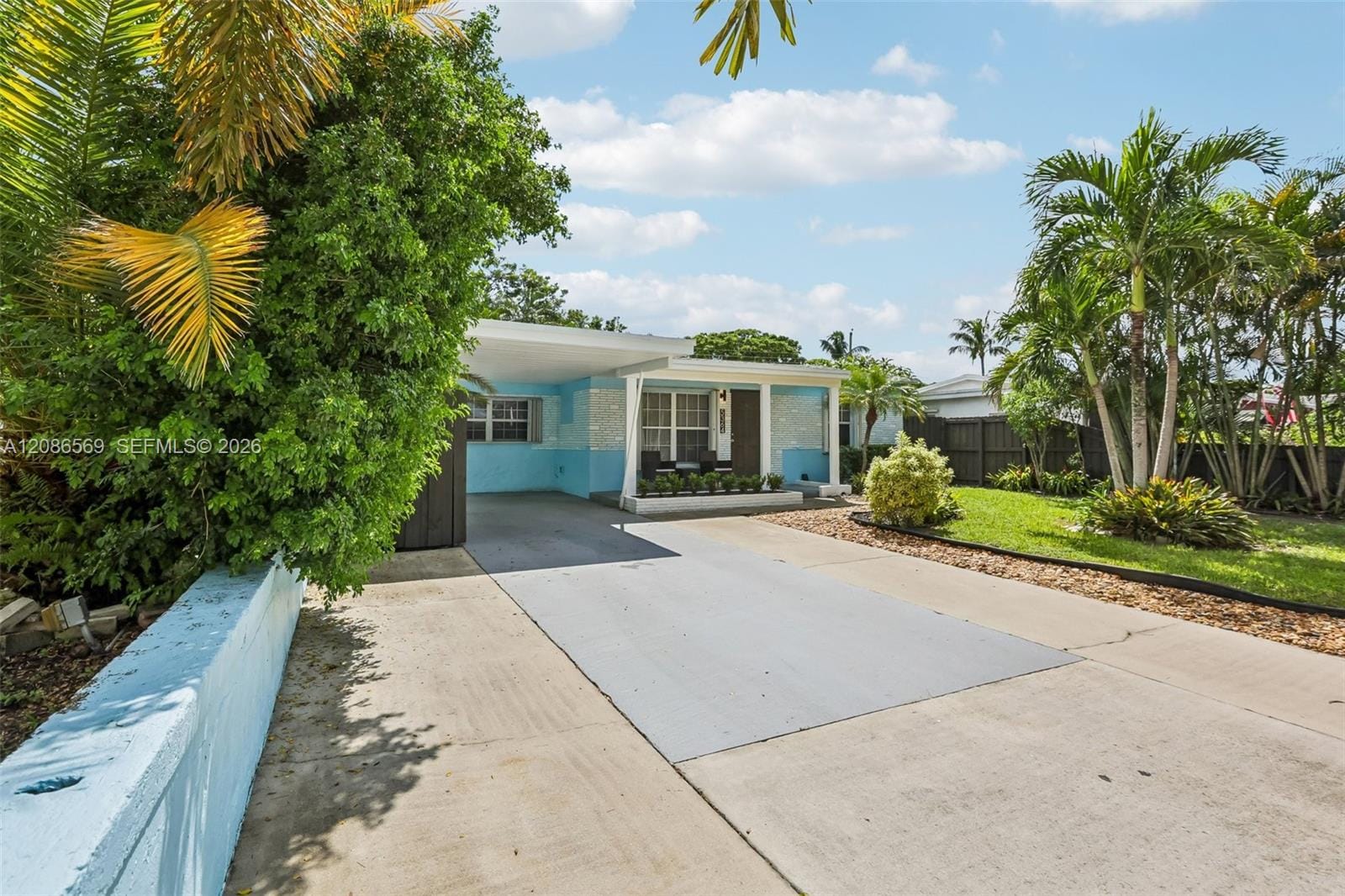 5364 NE 2nd Avenue, Oakland Park, FL 33334 photo 3