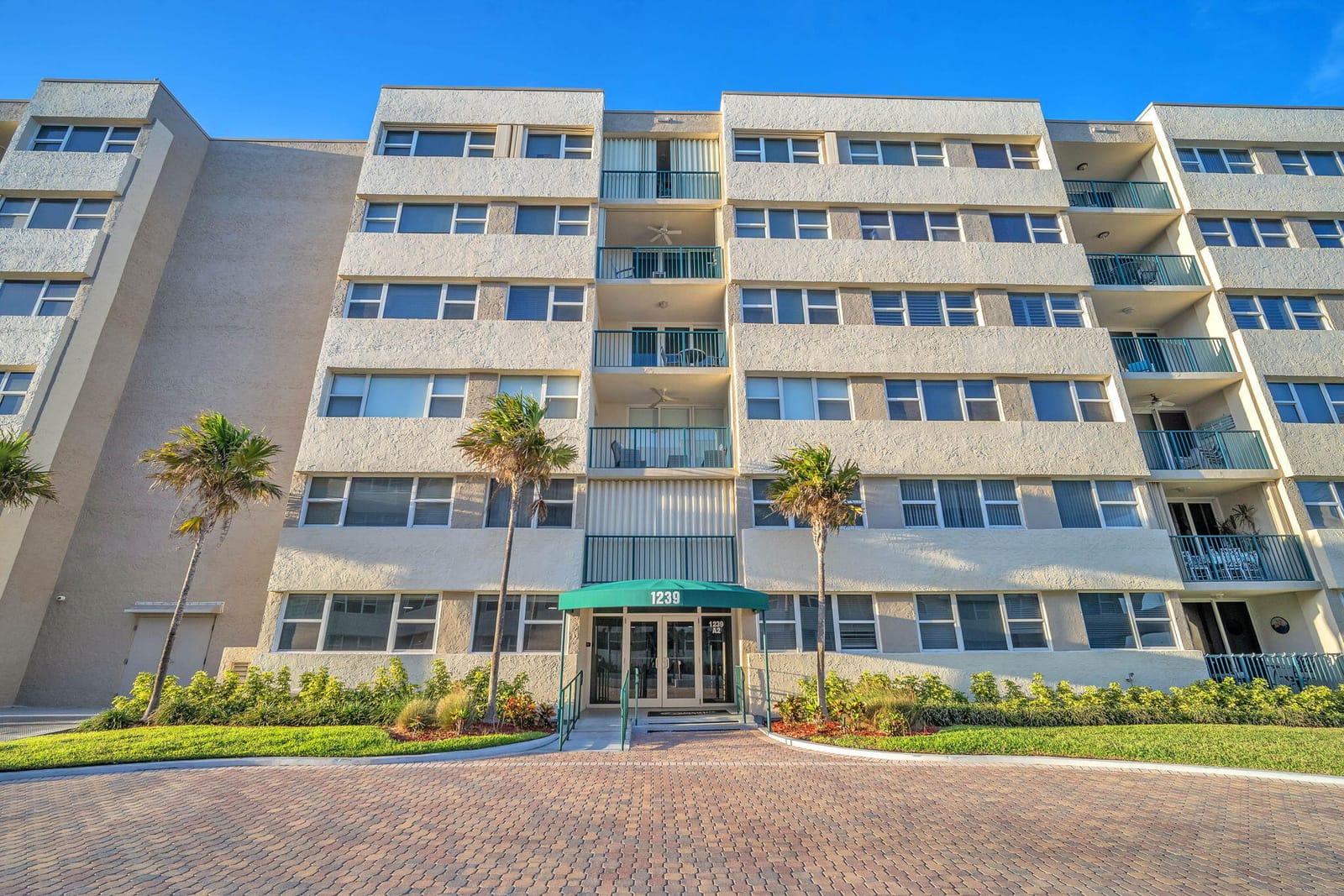 1239 HILLSBORO MILE 202, Hillsboro Beach, FL 33062 photo 3
