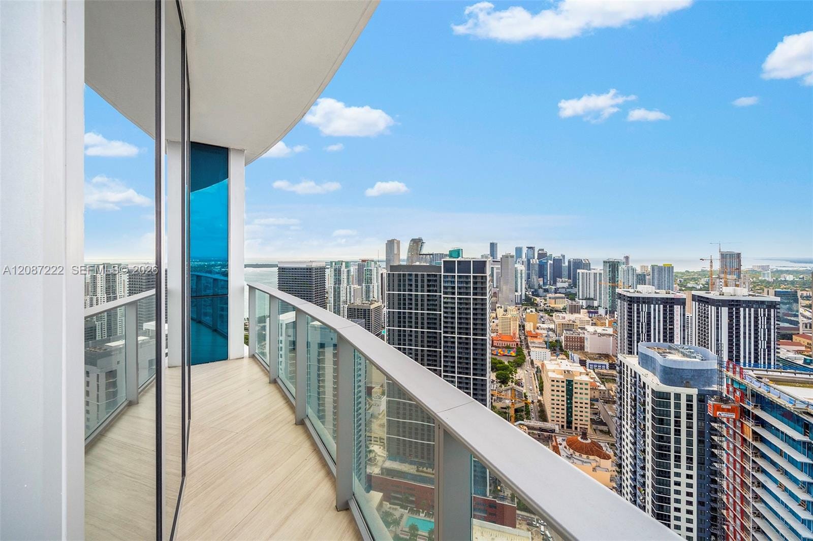 851 NE 1st Avenue 5312, Miami, FL 33132 photo 20