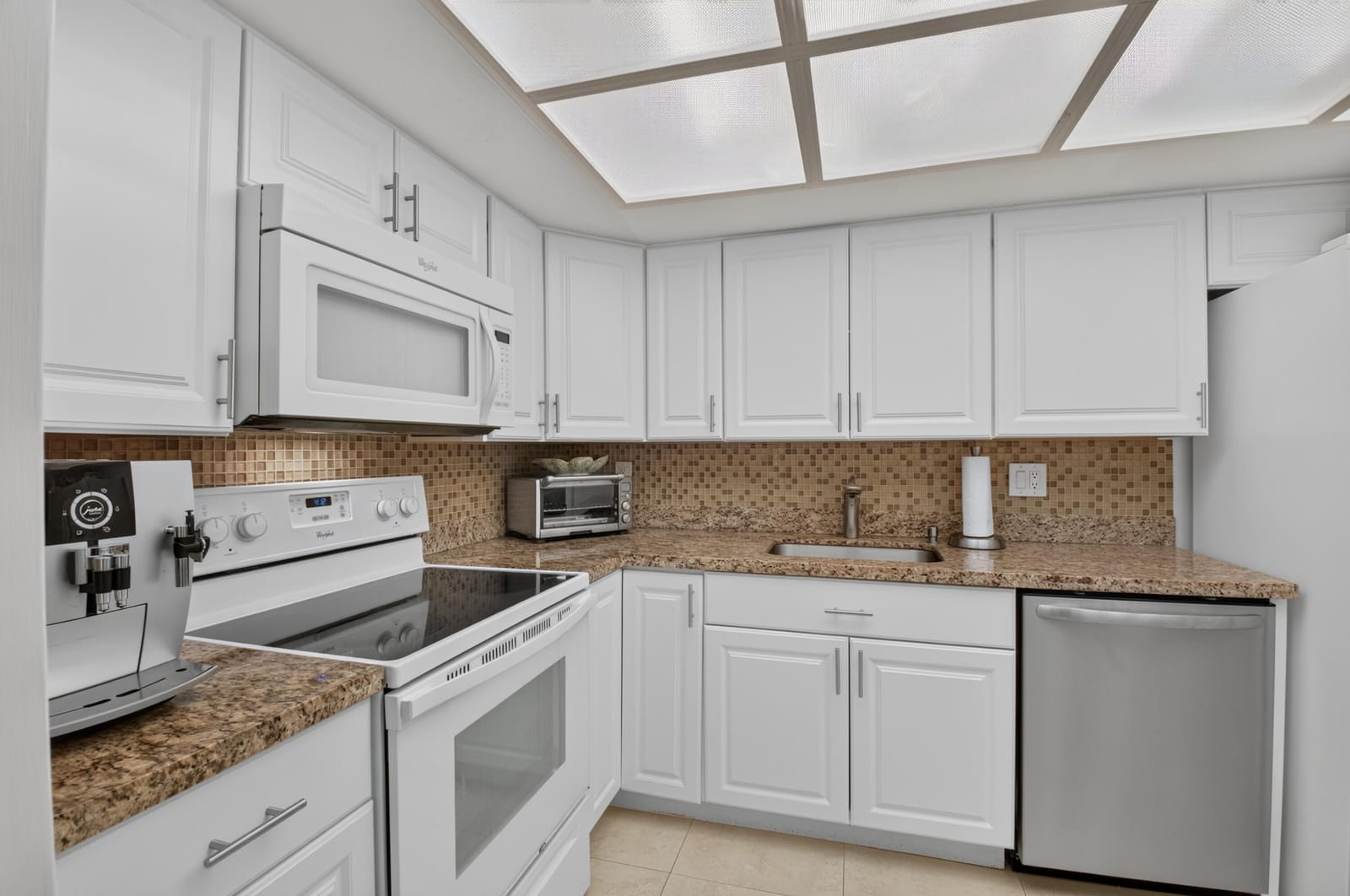 1863 Bridgewood Drive, Boca Raton, FL 33434 photo 2