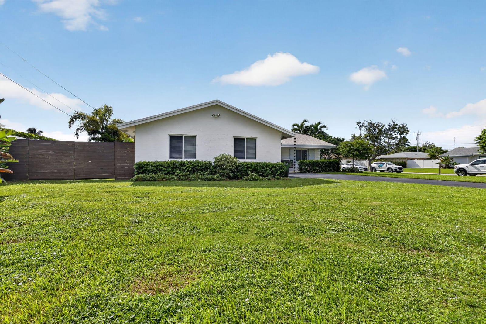 617 Heron Drive, Delray Beach, FL 33444 photo 2