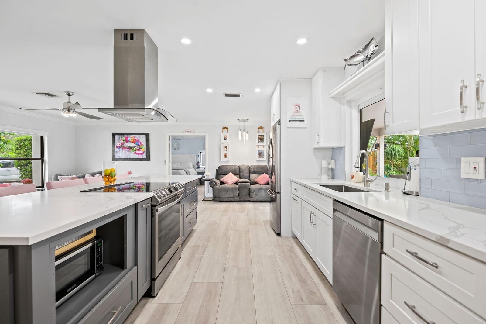 8764 SW 51st Court — photo 6