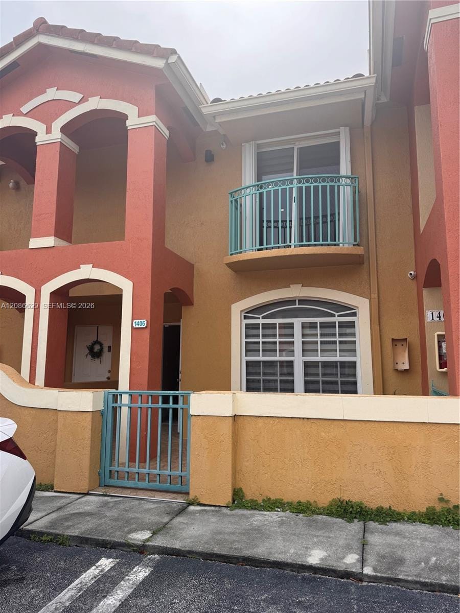 7075 NW 173rd Drive 1406 — photo 3