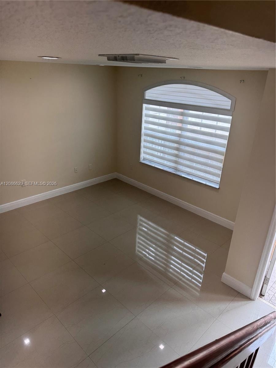 7075 NW 173rd Drive 1406 — photo 6