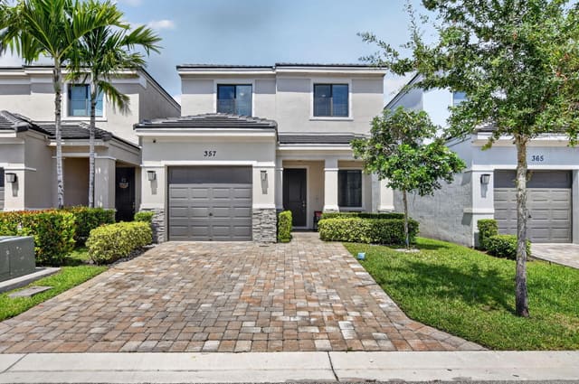 357 NW 36th Avenue, Pompano Beach, FL 33069