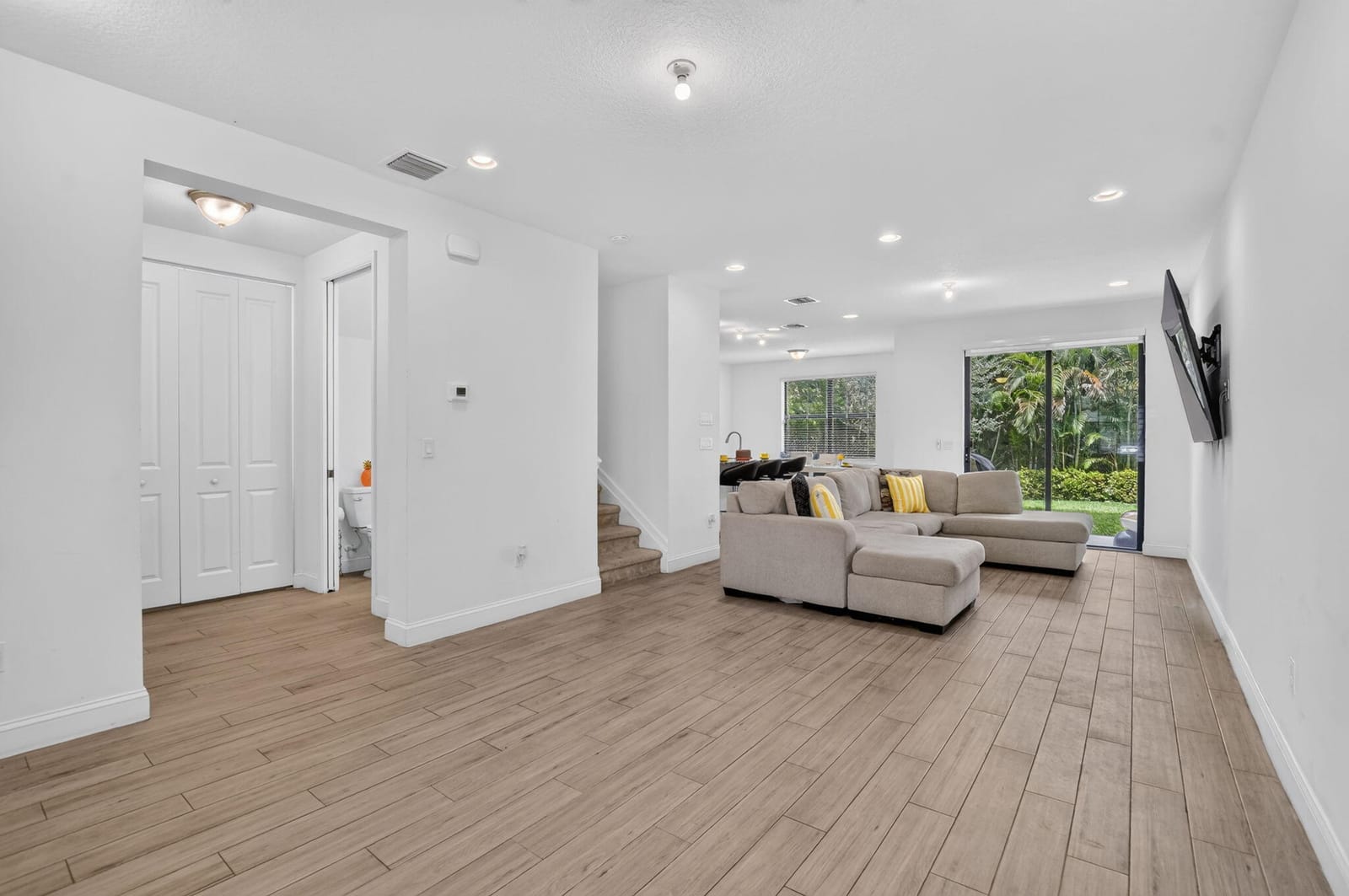 357 NW 36th Avenue, Pompano Beach, FL 33069 photo 5