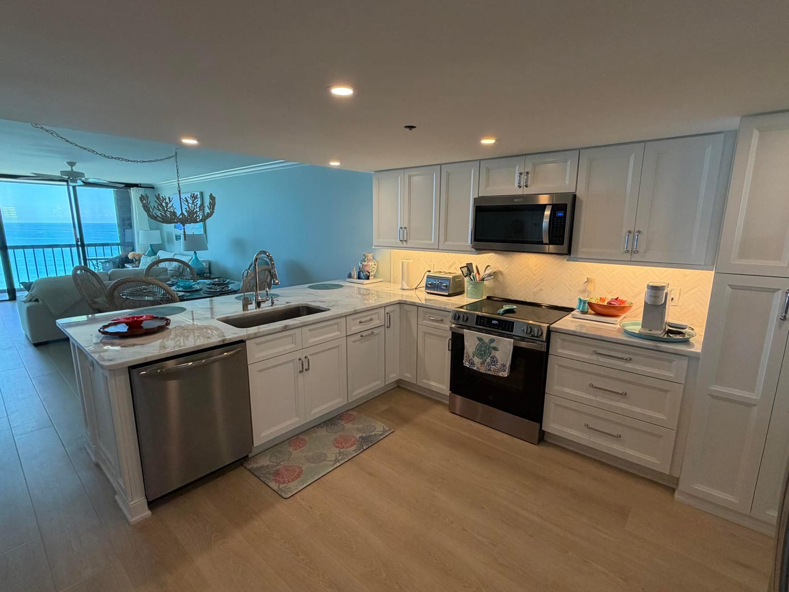 8880 S OCEAN Drive S 1302 — photo 2