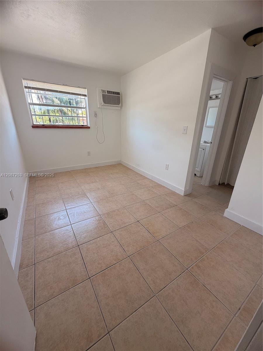 8450 NE Miami Court 5 — photo 5