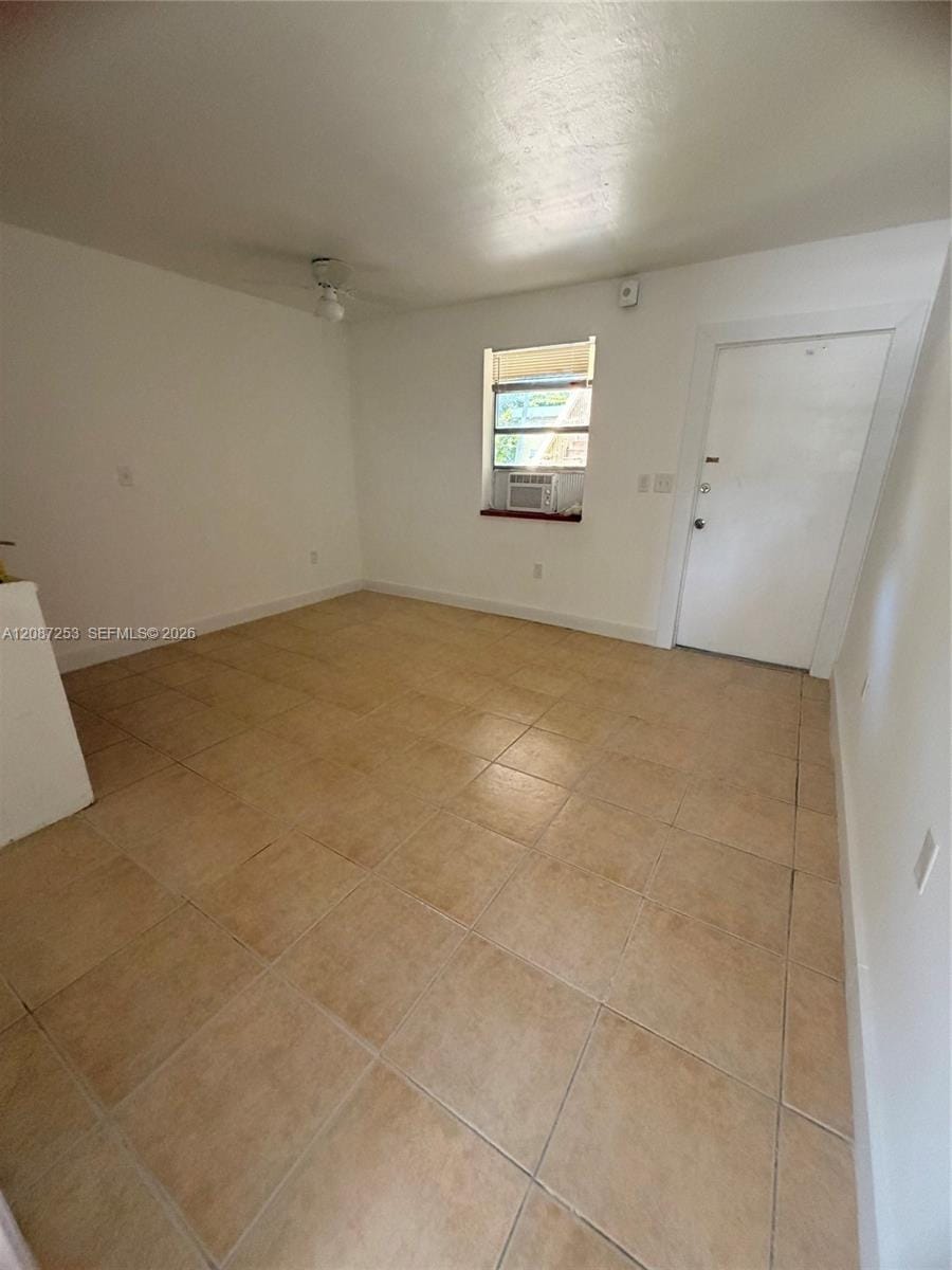 8450 NE Miami Court 5 — photo 6