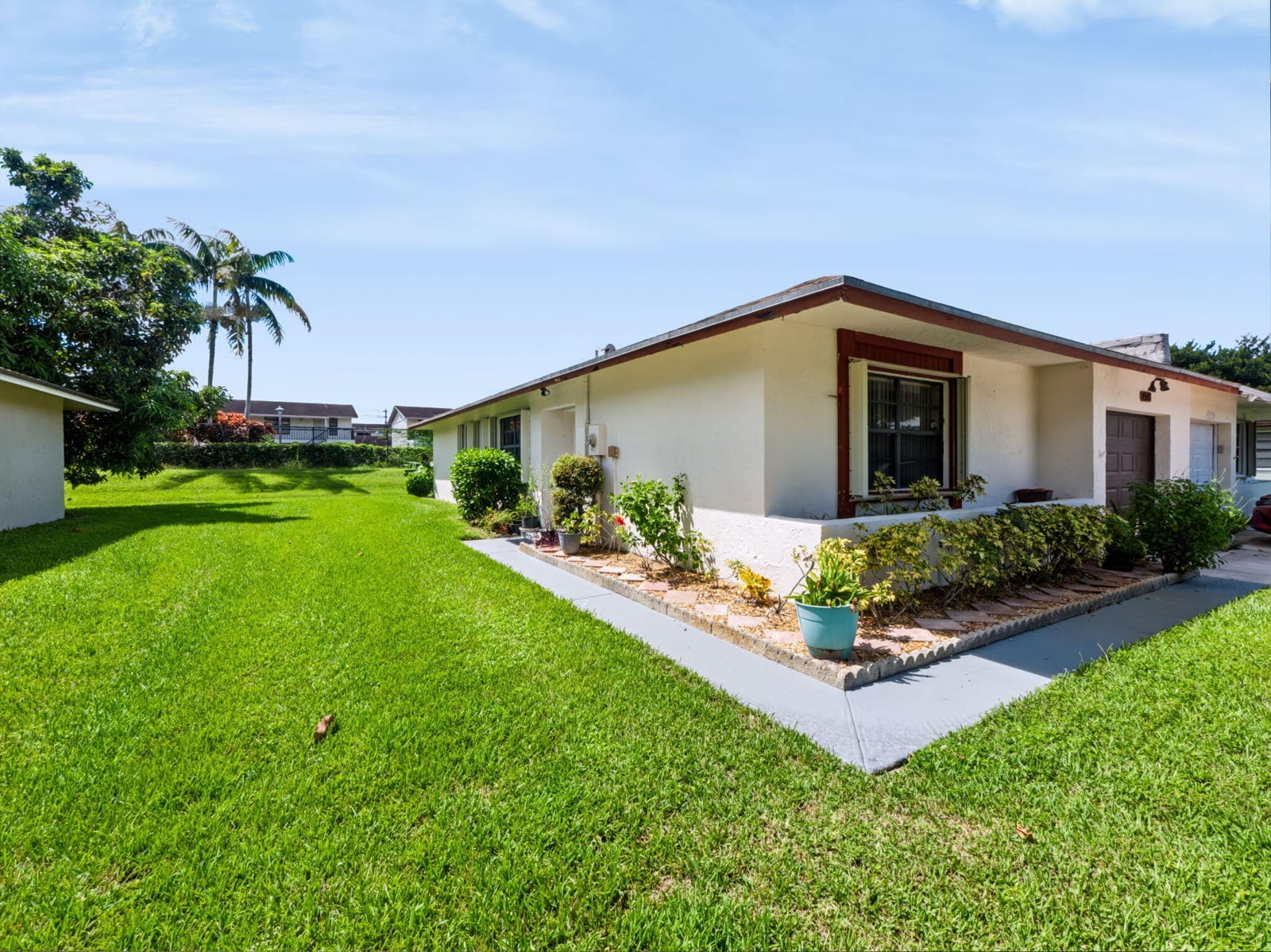 4948 Regina Court, West Palm Beach, FL 33415 photo 16