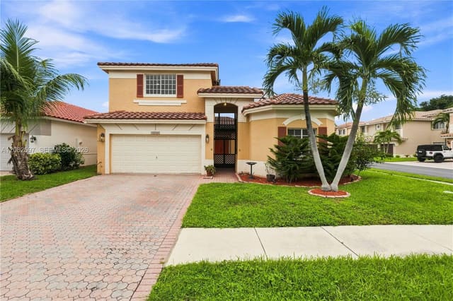 12103 NW 47th Manor, Golden Bay, Coral Springs, FL