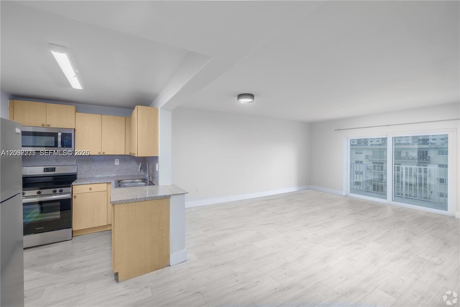 3626 NE 168th Street 504, North Miami Beach, FL 33160 photo 5