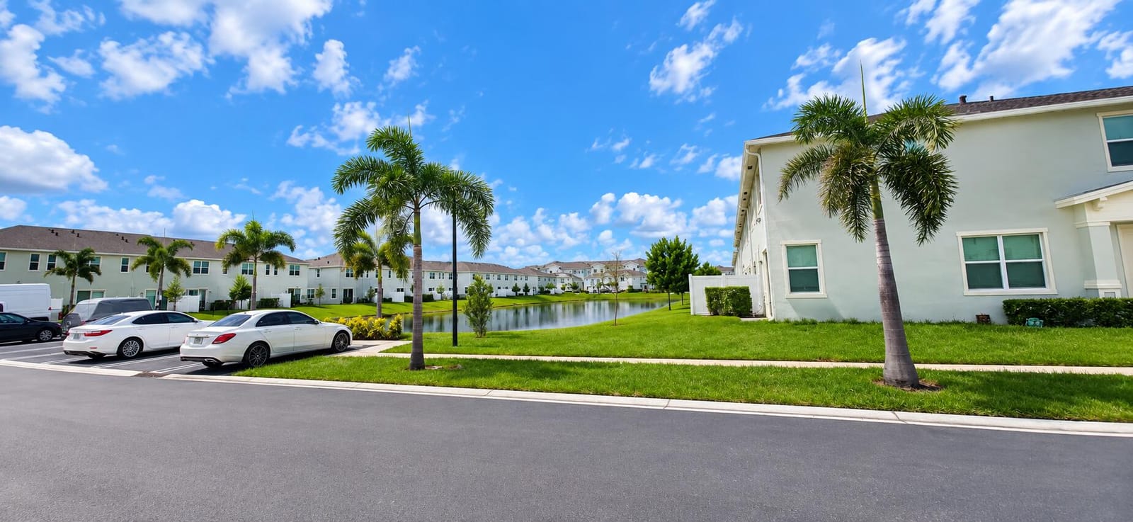 321 SE CROSSOAK Lane, Port St. Lucie, FL 34984 photo 12