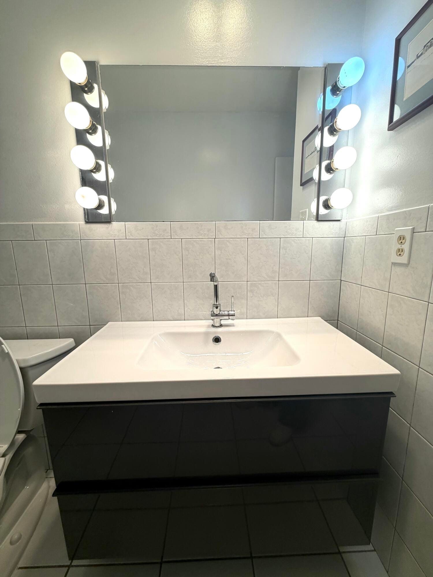 1560 MCKINLEY Street 111W, Hollywood, FL 33020 photo 11