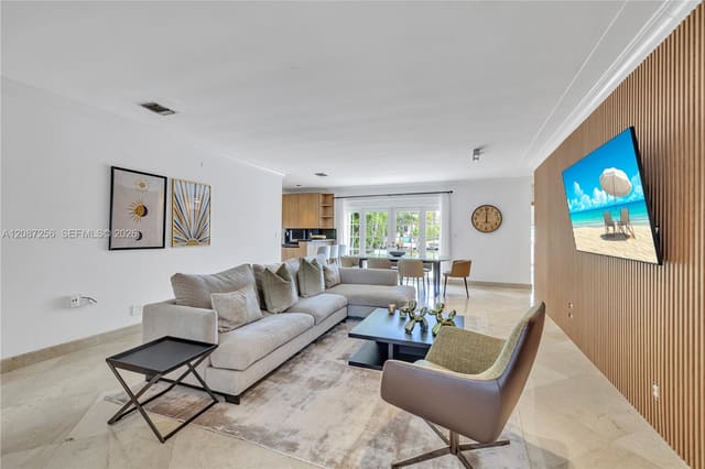 1815 Daytonia Road 0, Miami Beach, FL 33141