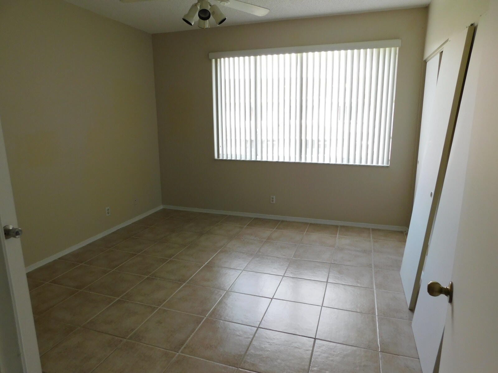 50 Simonton Circle, Weston, FL 33326 photo 14