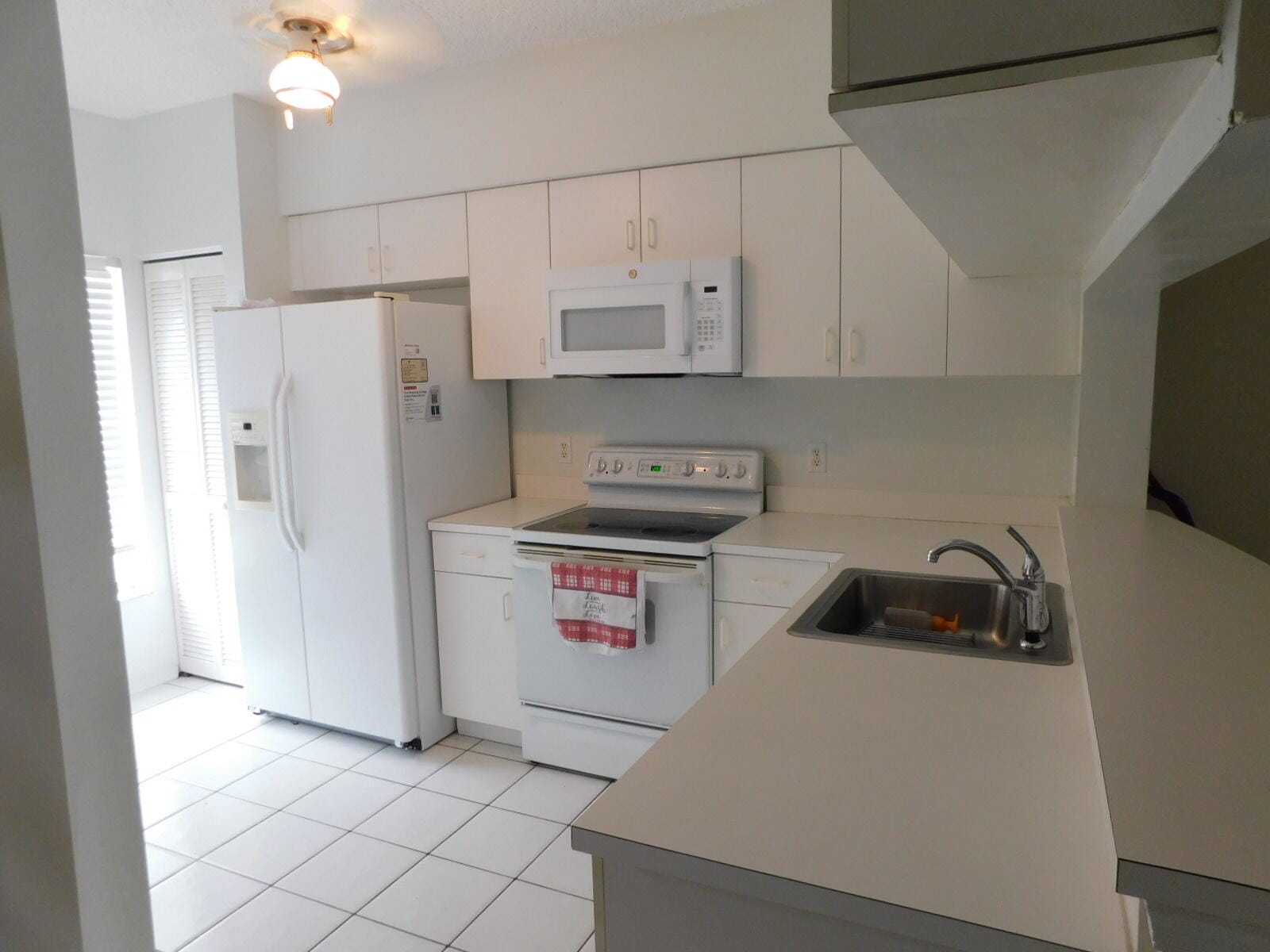 50 Simonton Circle, Weston, FL 33326 photo 5