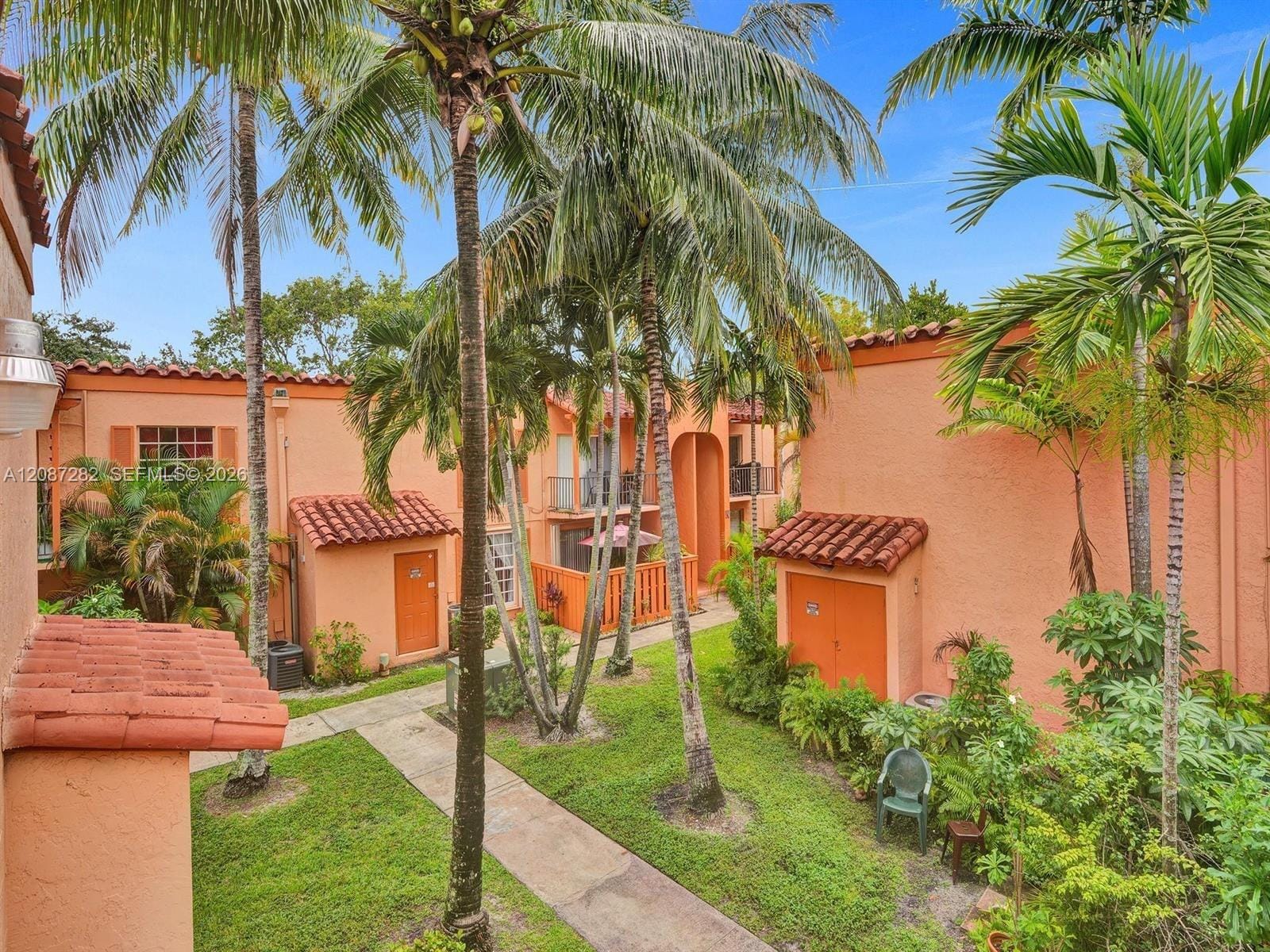 7111 Miami Lakes Drive N4 — photo 1