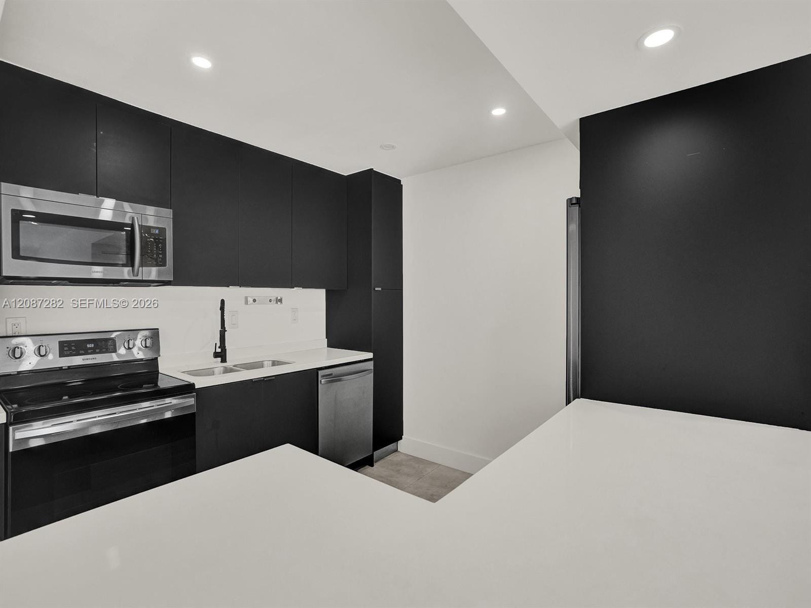 7111 Miami Lakes Drive N4 — photo 12