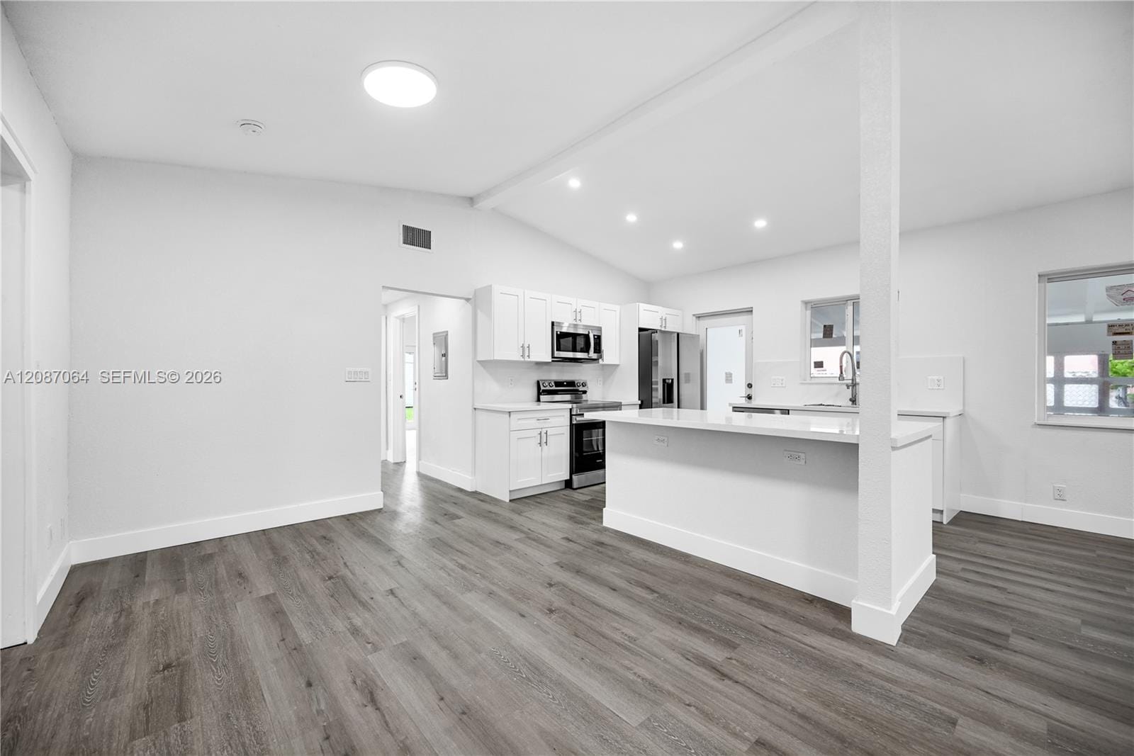 1018 NE 7th Street, Hallandale Beach, FL 33009 photo 17